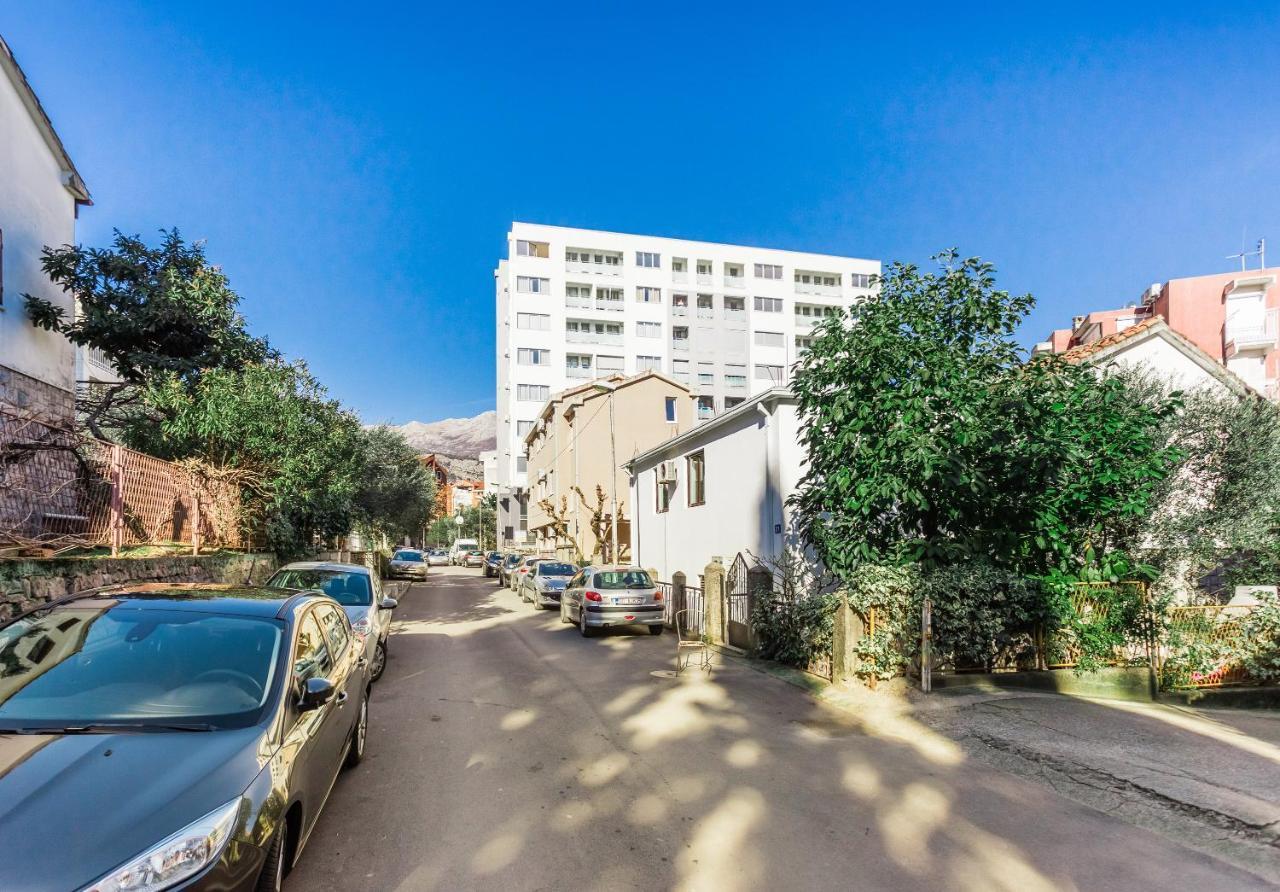 Apartments Lora 13.Jula, 15 Budva Exterior photo